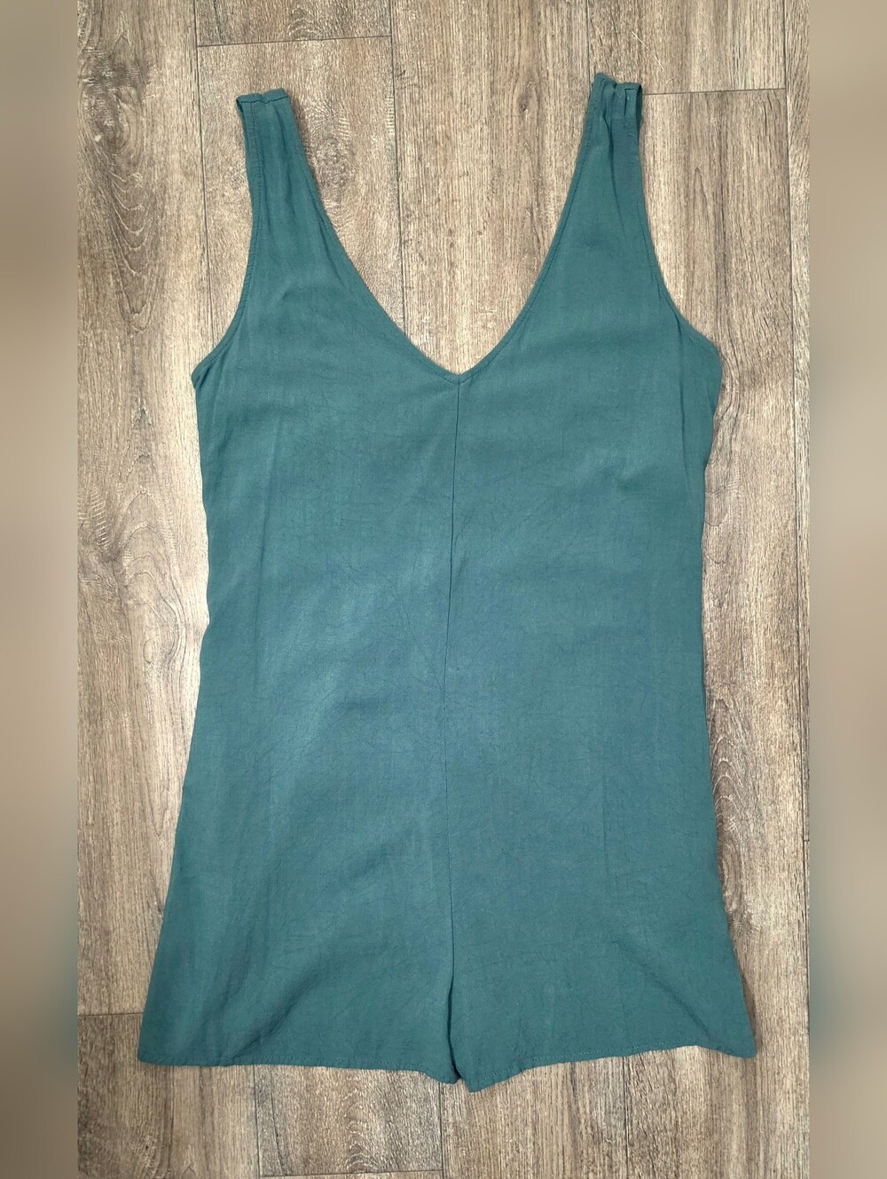 Shinestar V-neck Sleeveless Romper-Size Large